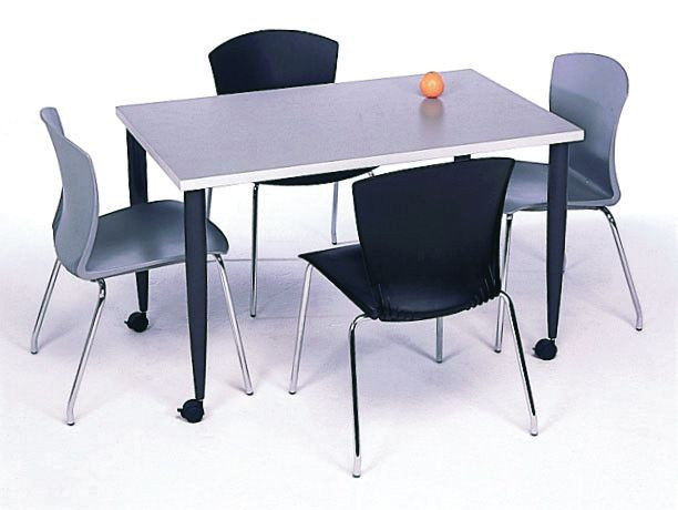 Galería de Mesa Rectangular MT para 4 personas